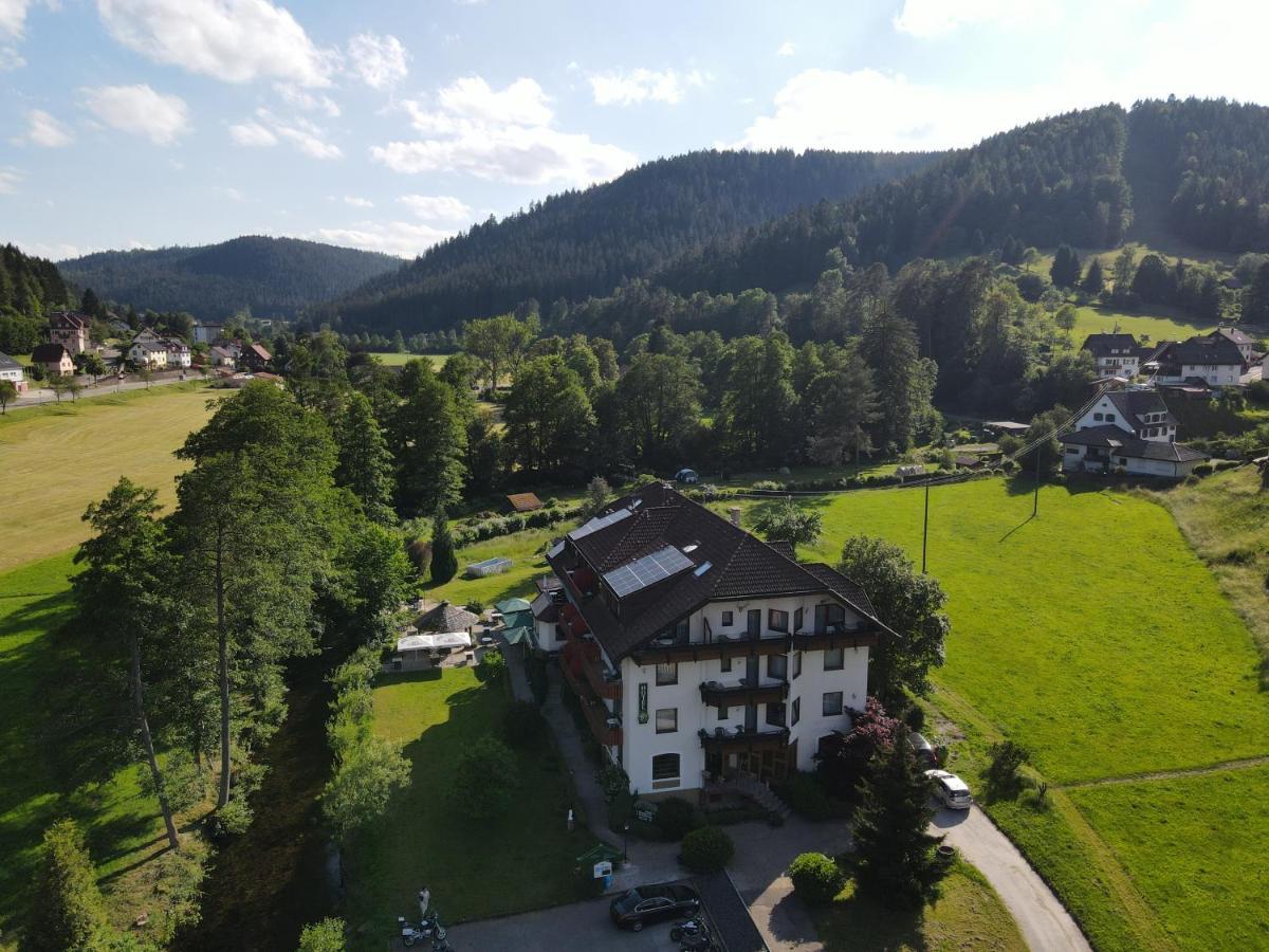 Enz Residenz Hotel Enzklösterle Exterior foto