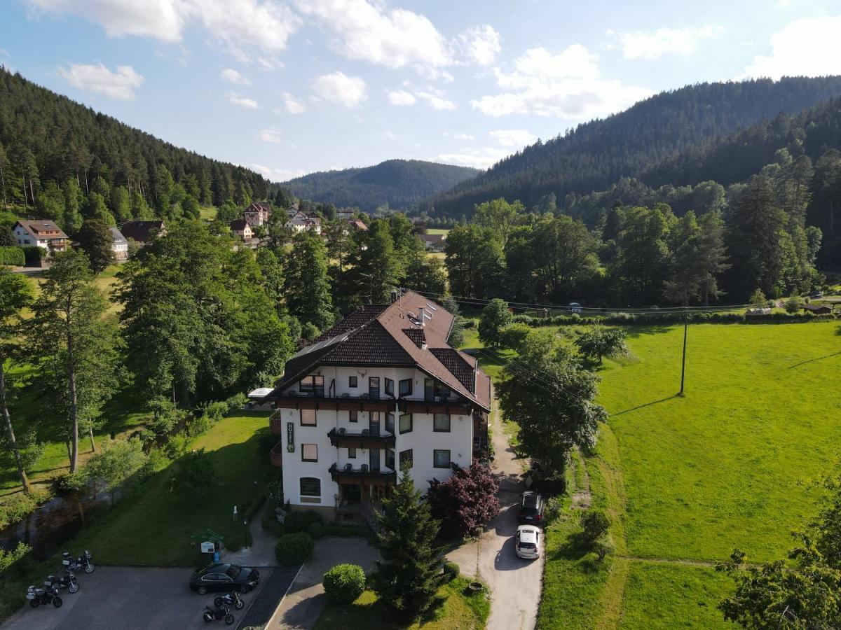 Enz Residenz Hotel Enzklösterle Exterior foto