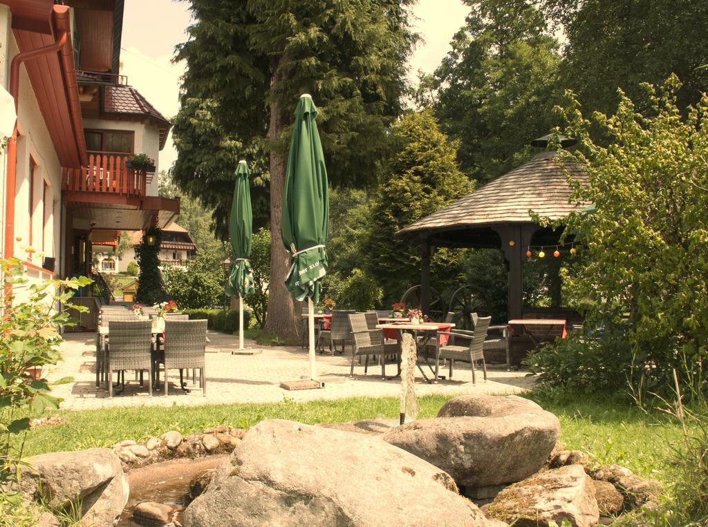 Enz Residenz Hotel Enzklösterle Exterior foto