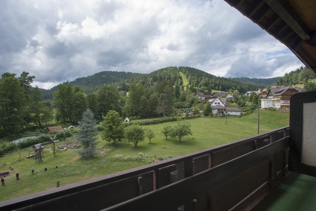 Enz Residenz Hotel Enzklösterle Exterior foto